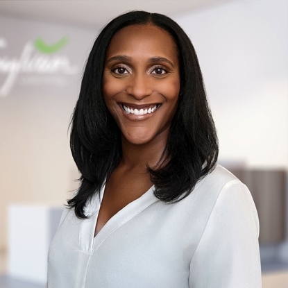 Courtney  Wells Photo